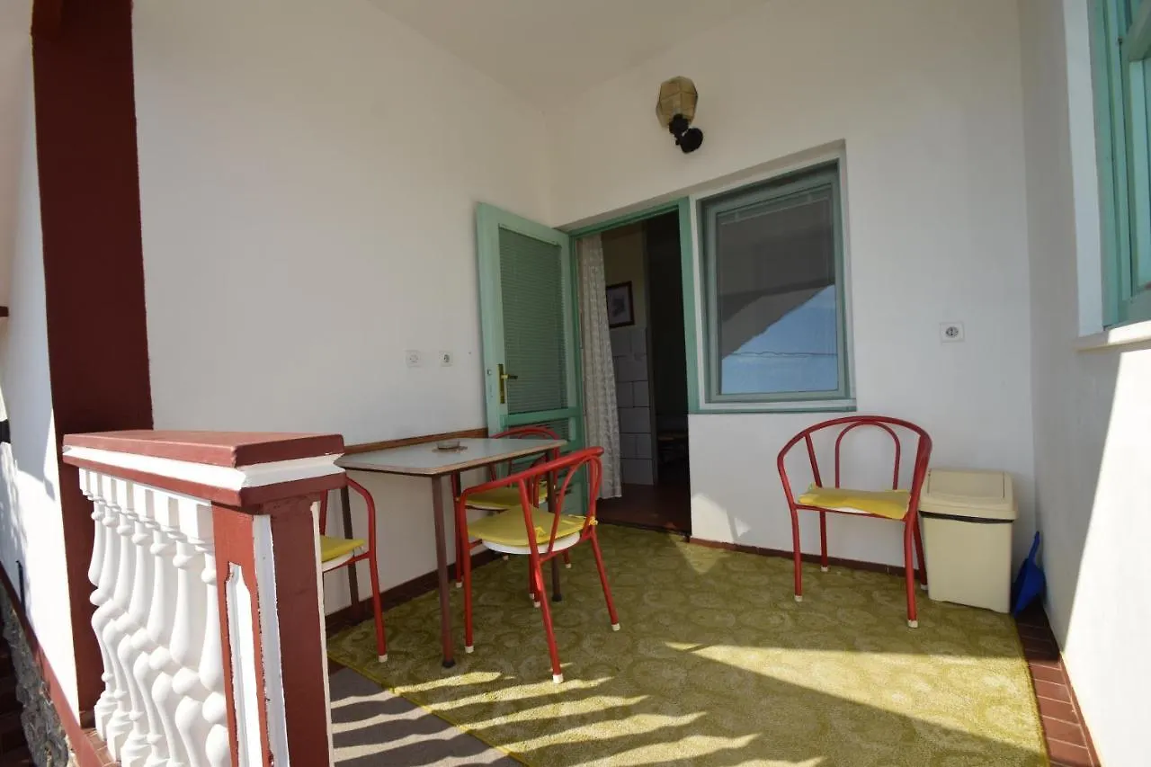 Apartmani Kata Starigrad Paklenica Apartament